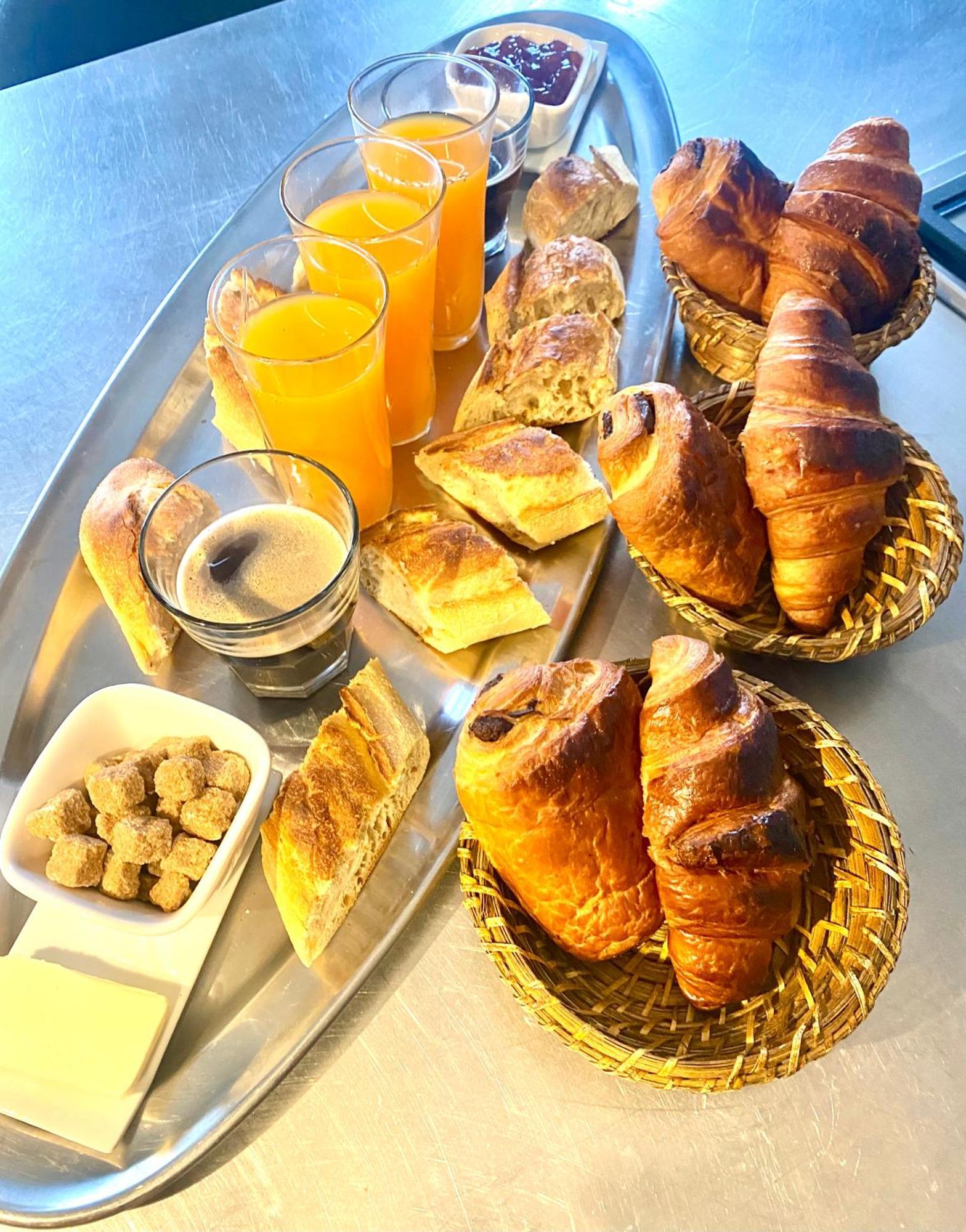 Les 3 E Bed and Breakfast Englebelmer Eksteriør billede